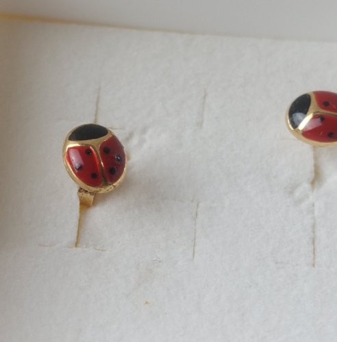 Paire de boucles doreilles, coccinelle, en or 18K