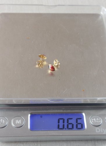 Paire de boucles doreilles, coccinelle, en or 18K