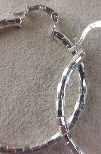 Paire de boucles d'oreilles créoles, en argent massif, 3,9 cm ^