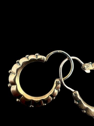 Paire de boucles d’oreilles créoles plaqué or vintage ancienne Art Deco 1930