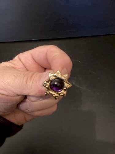 Paire De Boucles D'oreilles  forme soleil  Biche De Bere Paris Vintage