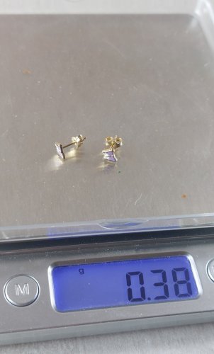 Paire de boucles doreilles, papillon, en or 9K