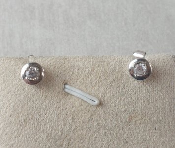 Pair of rhinestone earrings, in sterling silver