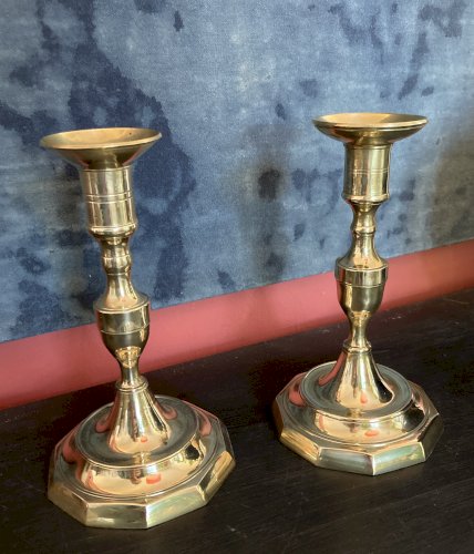 Paire de bougeoir ou flambeau - bronze doré XVIIIe 