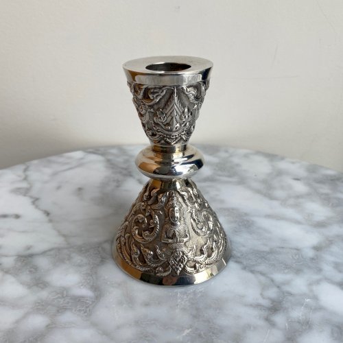 Paire de bougeoirs en argent Thaïlande riche décor M3770