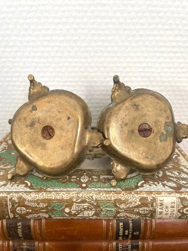 Paire de bougeoirs en laiton