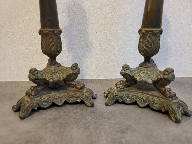 PAIRE DE BOUGEOIRS EN REGULE EMPIRE DU XIX ème SIECLE