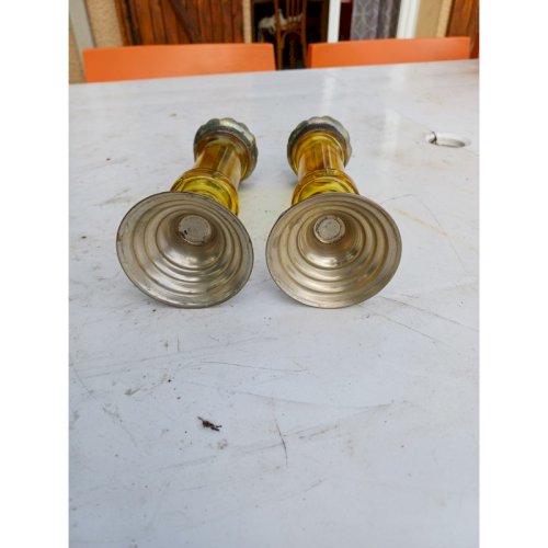Paire de Bougeoirs Métal Argenté , Verre Jaune