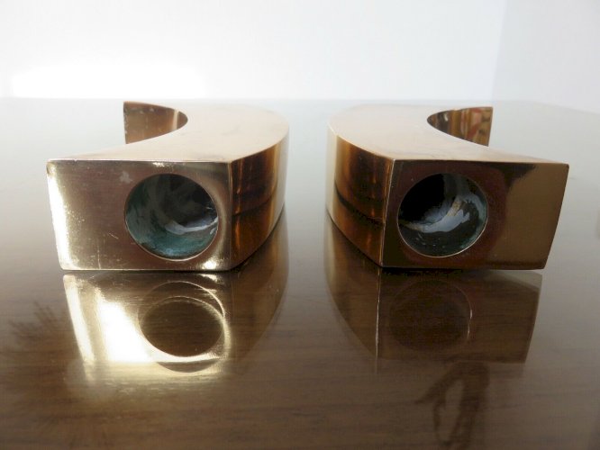 PAIRE DE BOUGEOIRS MODERNISTES EN LAITON DORE ANNEES 70 VINTAGE