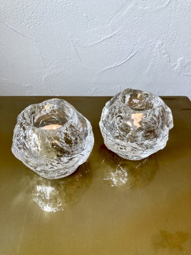 Paire de bougeoirs « Snowball » – Ann Wolff pour Kosta Boda, Suède (1973)