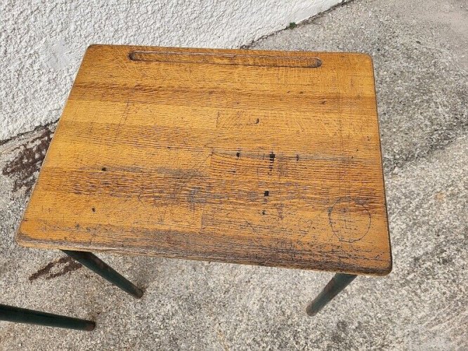 PAIRE DE BUREAUX PUPITRES ECOLIER 1960 EN METAL ET BOIS CHENE REF JE
