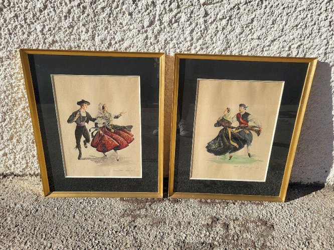 PAIRE DE CADRES TABLEAUX AQUARELLE DANSE FOLKLORIQUE SIGNEE