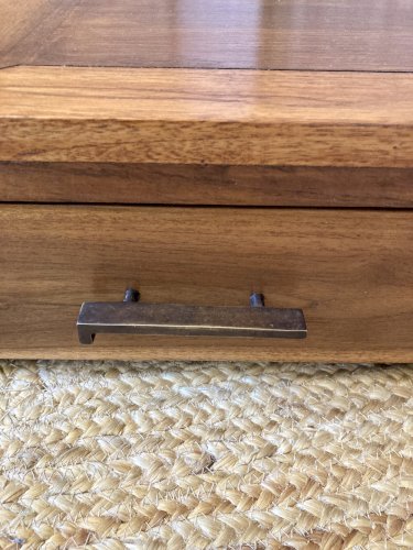 Paire de caissons bas en bois massif – tables de chevet ou bouts de canapé