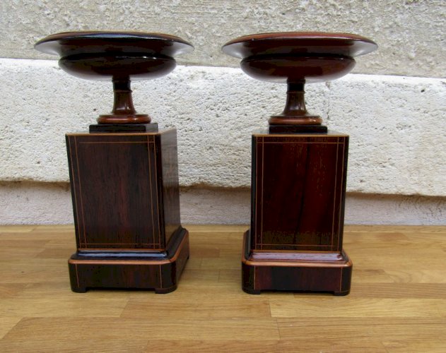 Paire de cassolettes CHARLES X palissandre et citronnier époque XIX  