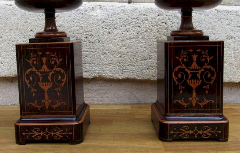 Paire de cassolettes CHARLES X palissandre et citronnier époque XIX  