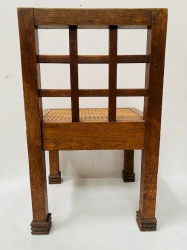 Paire de chaises architecturale en chêne massif XX siècle