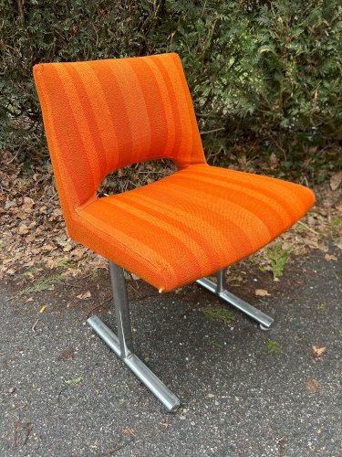 Paire de chaises Georges Frydman