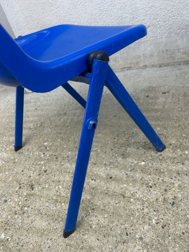 Paire de chaises Piretti « Dorsal «