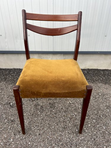 paire de chaises scandinaves