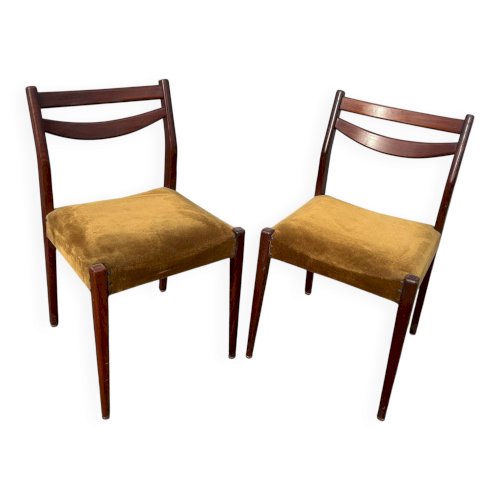 paire de chaises scandinaves