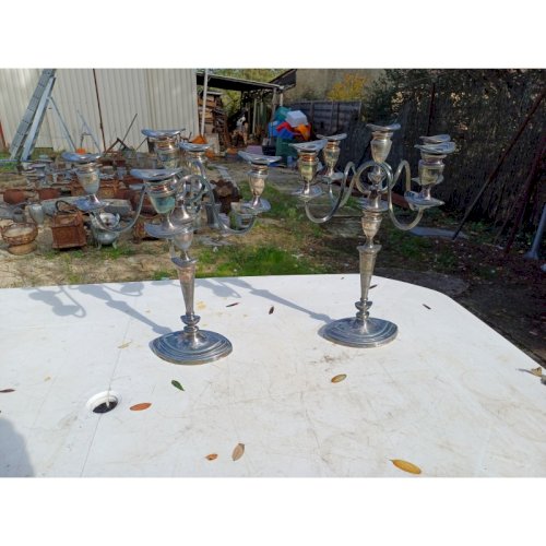 Paire de Chandeliers en Métal Argenté