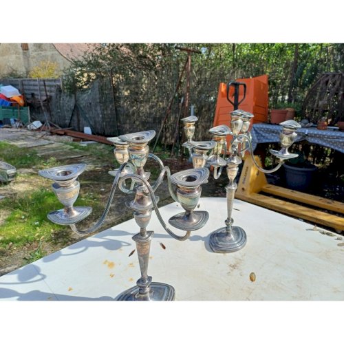 Paire de Chandeliers en Métal Argenté