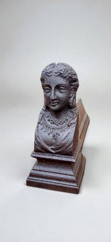 Paire de chenets en fonte