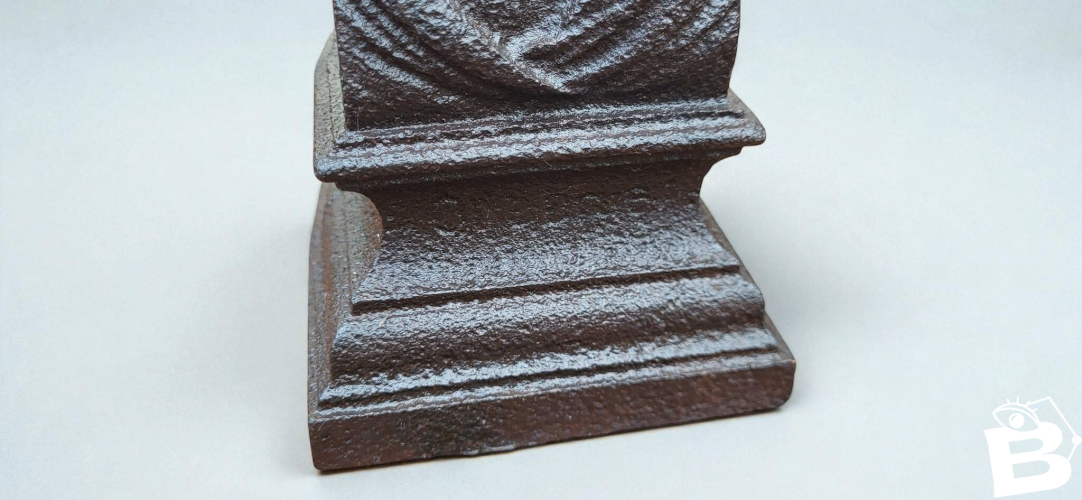 Paire de chenets en fonte