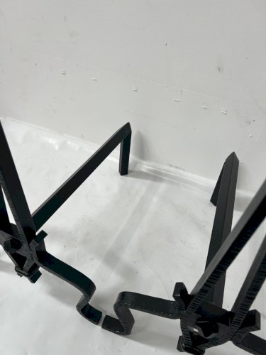 Paire de chevets en fer forgé et martelé XX siècle