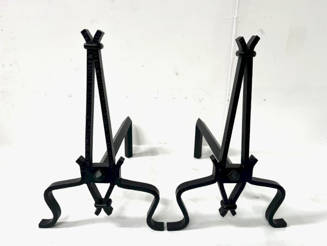 Paire de chevets en fer forgé et martelé XX siècle