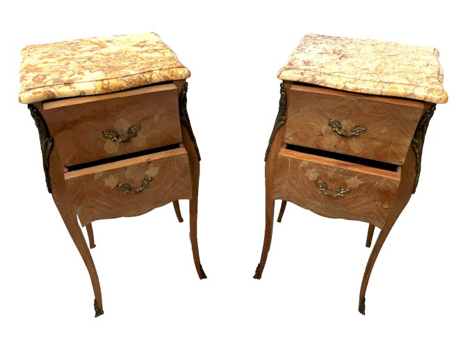 Paire de chevets marqueté de style Louis XV Dessus marbre XX siècle