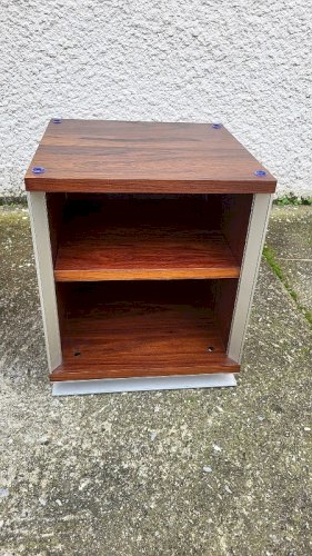 PAIRE DE CHEVETS VINTAGE ALUMINIUM ET BOIS