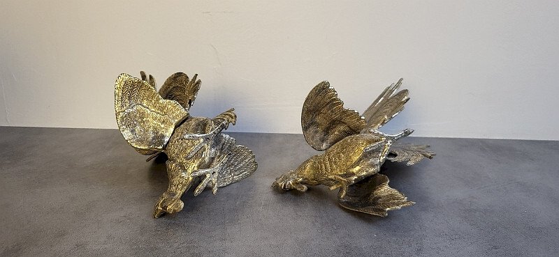 PAIRE DE COQS EN METAL ARGENTE