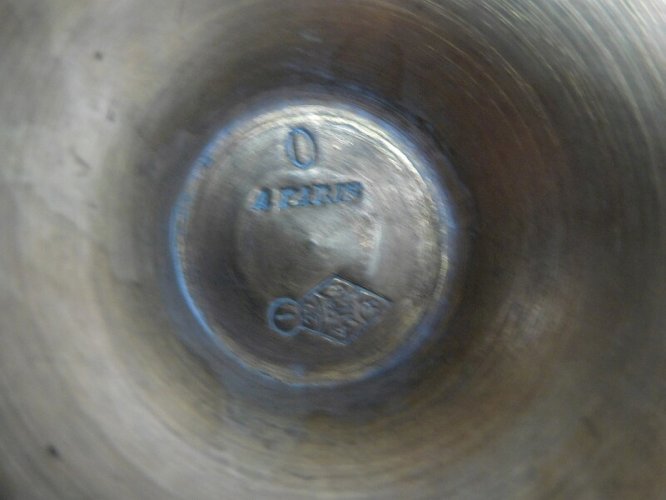 PAIRE DE COUPES OU CASSOLETTES EN BRONZE ET LAITON DU XIX ème SIECLE