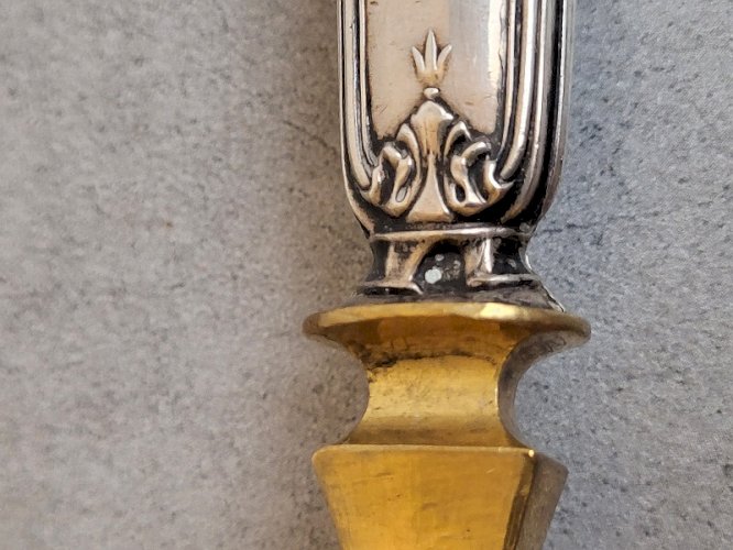 PAIRE DE COUVERTS DE SERVICE A SALADE EN ARGENT FOURRE DE 99,23 GRAMMES