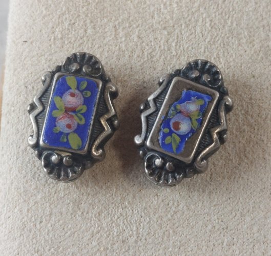 Paire de décors pour chaîne de montre gousset chatelaine, décor émaillé, argent