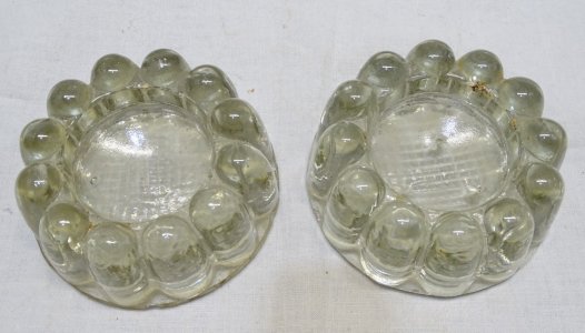 -PAIRE de DESSOUS DE PIED DE TABLE OU PIANO EN VERRE INCOLORE VIDES POCHE    D