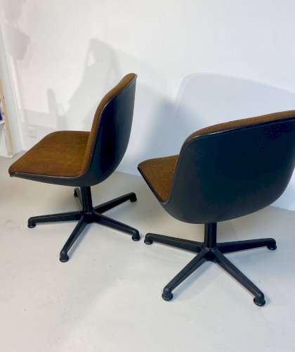 Paire de fauteuil Comforto année 1970.