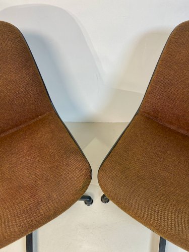 Paire de fauteuil Comforto année 1970.