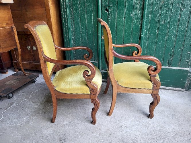 PAIRE DE FAUTEUILS A CROSSE RESTAURATION EN ACAJOU DU XIX ème SIECLE