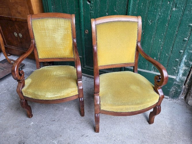 PAIRE DE FAUTEUILS A CROSSE RESTAURATION EN ACAJOU DU XIX ème SIECLE