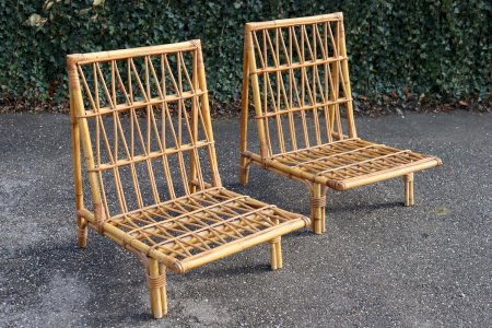 Paire de fauteuils bas style Audoux Minet