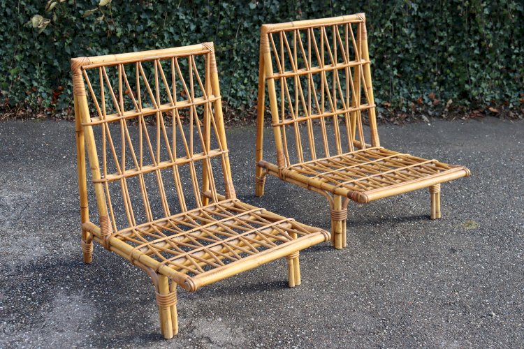 Paire de fauteuils bas style Audoux Minet