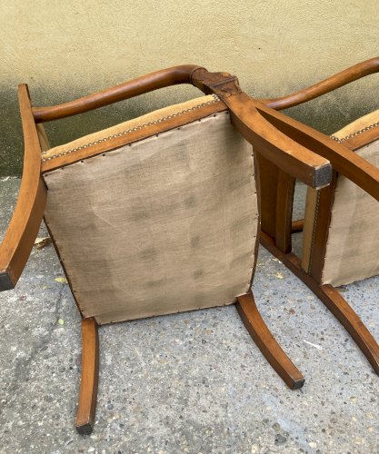 Paire de fauteuils - classique - couleur moutarde 