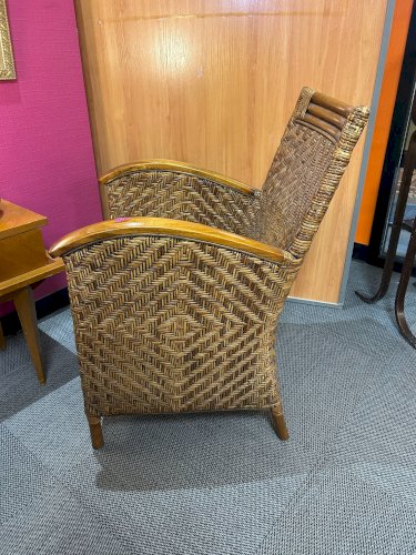 Paire de fauteuils en osier coloniaux