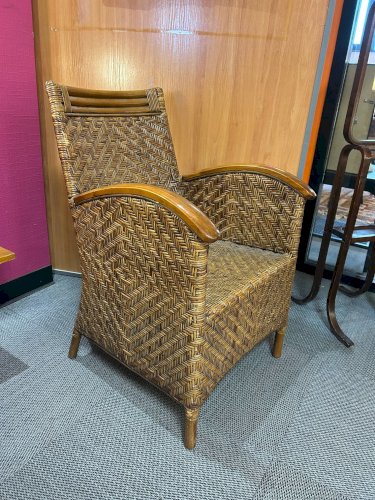 Paire de fauteuils en osier coloniaux