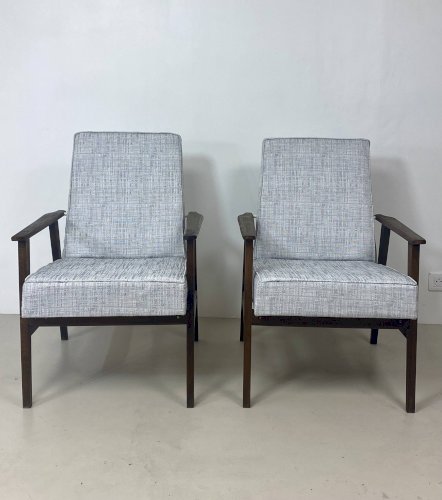 Paire de fauteuils Henryk Lis 300-190 année 70 tissu gris bleu chiné Ref :
