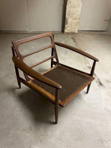 Paire de fauteuils scandinaves Grete Jalk