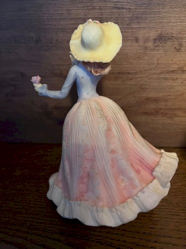 Paire de figurines en porcelaine – Royal Doulton – Modèle Natalie – 1996
