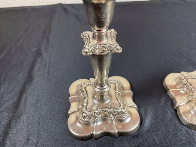 PAIRE DE FLAMBEAUX  BOUGEOIRS XIX SIECLE -poinçon à identifier